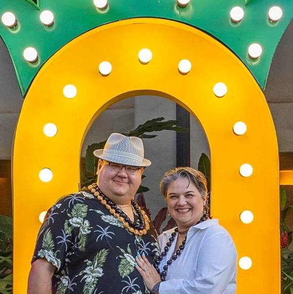 Meet your Posher, Lisa - Picture 1 of 1